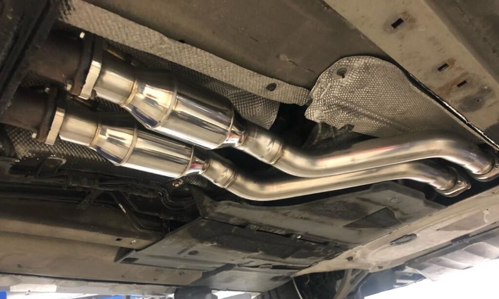 BMW M3 e46 center section exhaust mid pipe x pipe