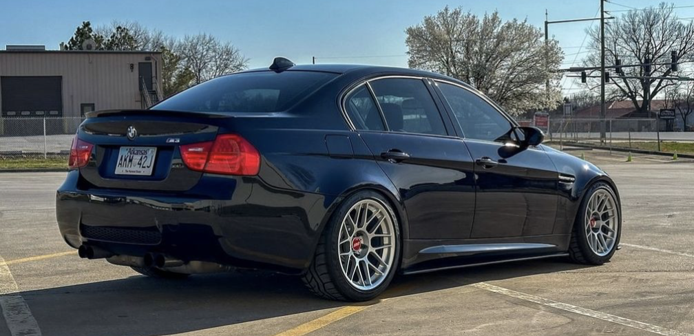 e90 m3 side skirts green e92 m3 Pom Performance BMW parts carbon fiber mods modifications discount M3List E92 M3 gt4 lip