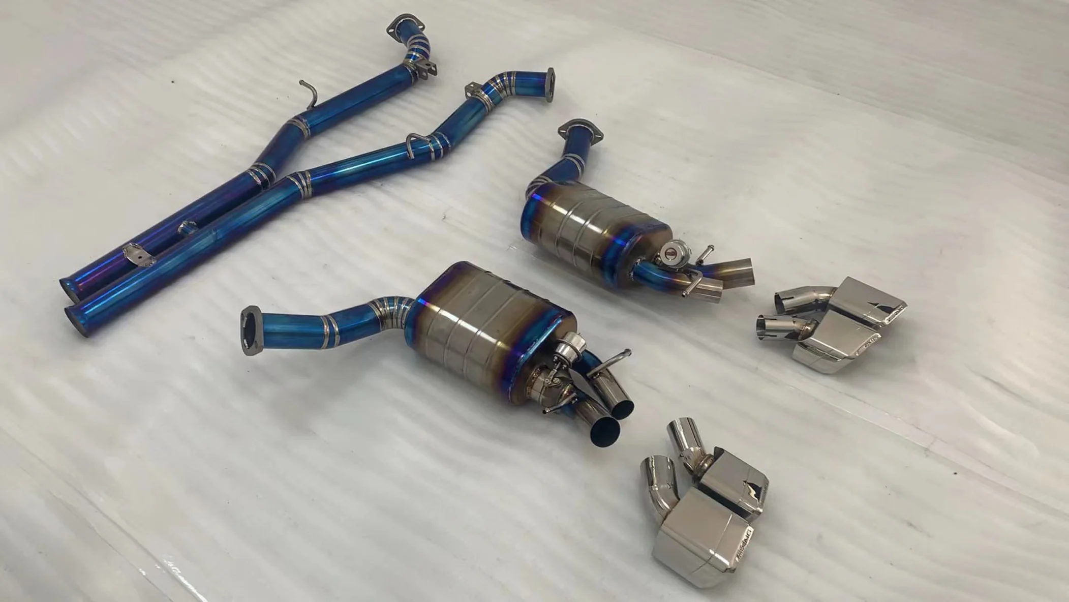 Mercedes CLS63 Valved Catback AMG butterlfy valves open close remove coupon valvedexhausts blue tips titanium SS