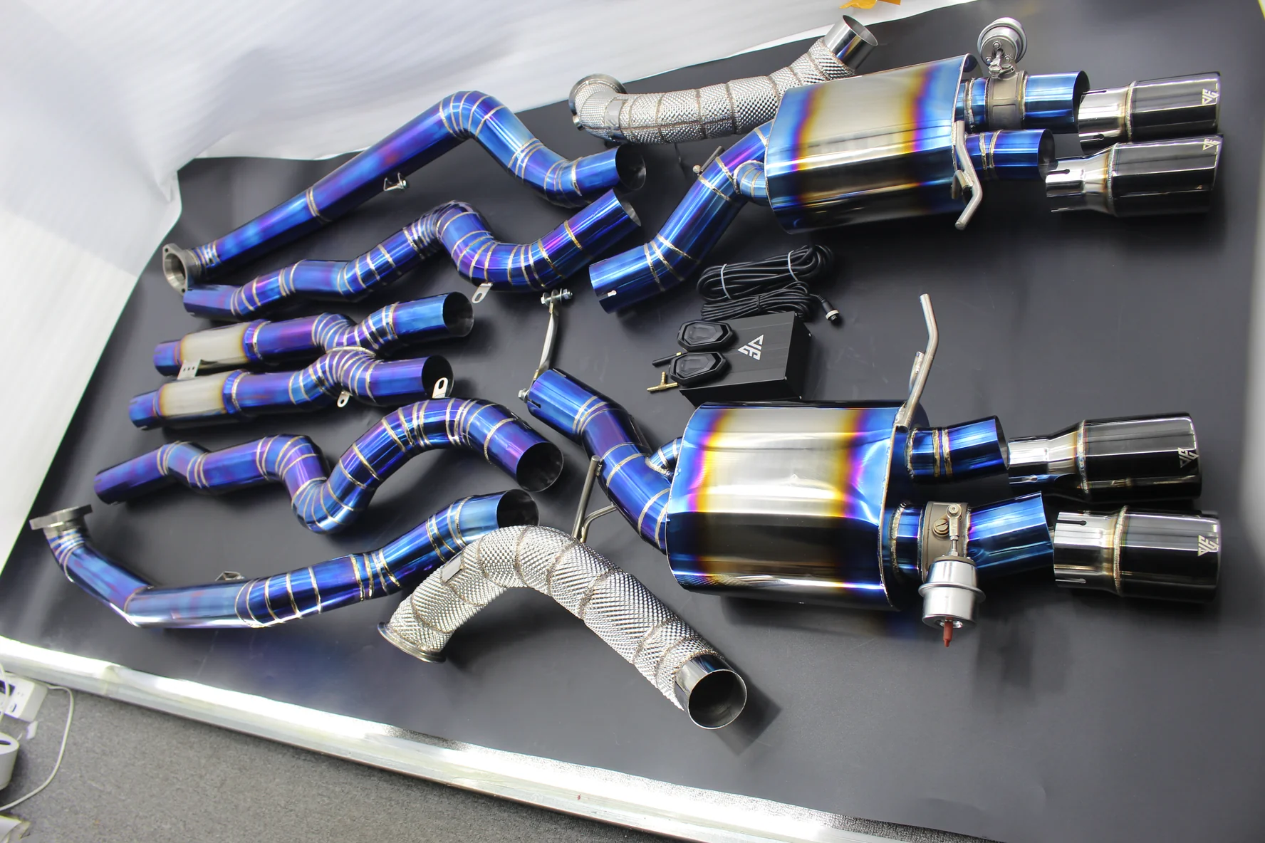 BMW F10 M5 F12 M6 F06 M6 valved exhaust system titanium open close remote butterlfy valve loud quiet muffler