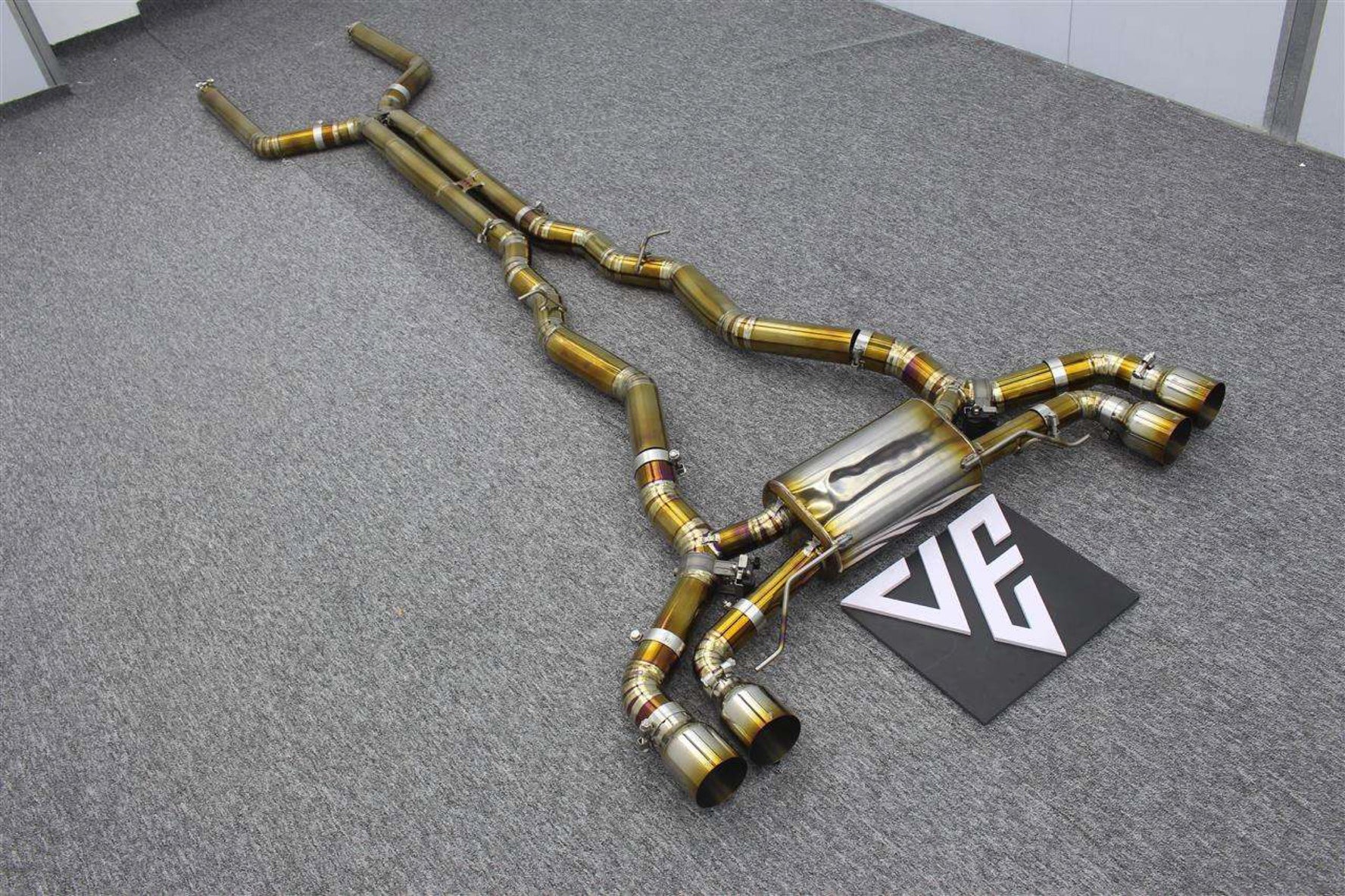 LOUD and quiet exhaust for BMW F90 M5 in 2024 (Valved muffler open & close with remote)