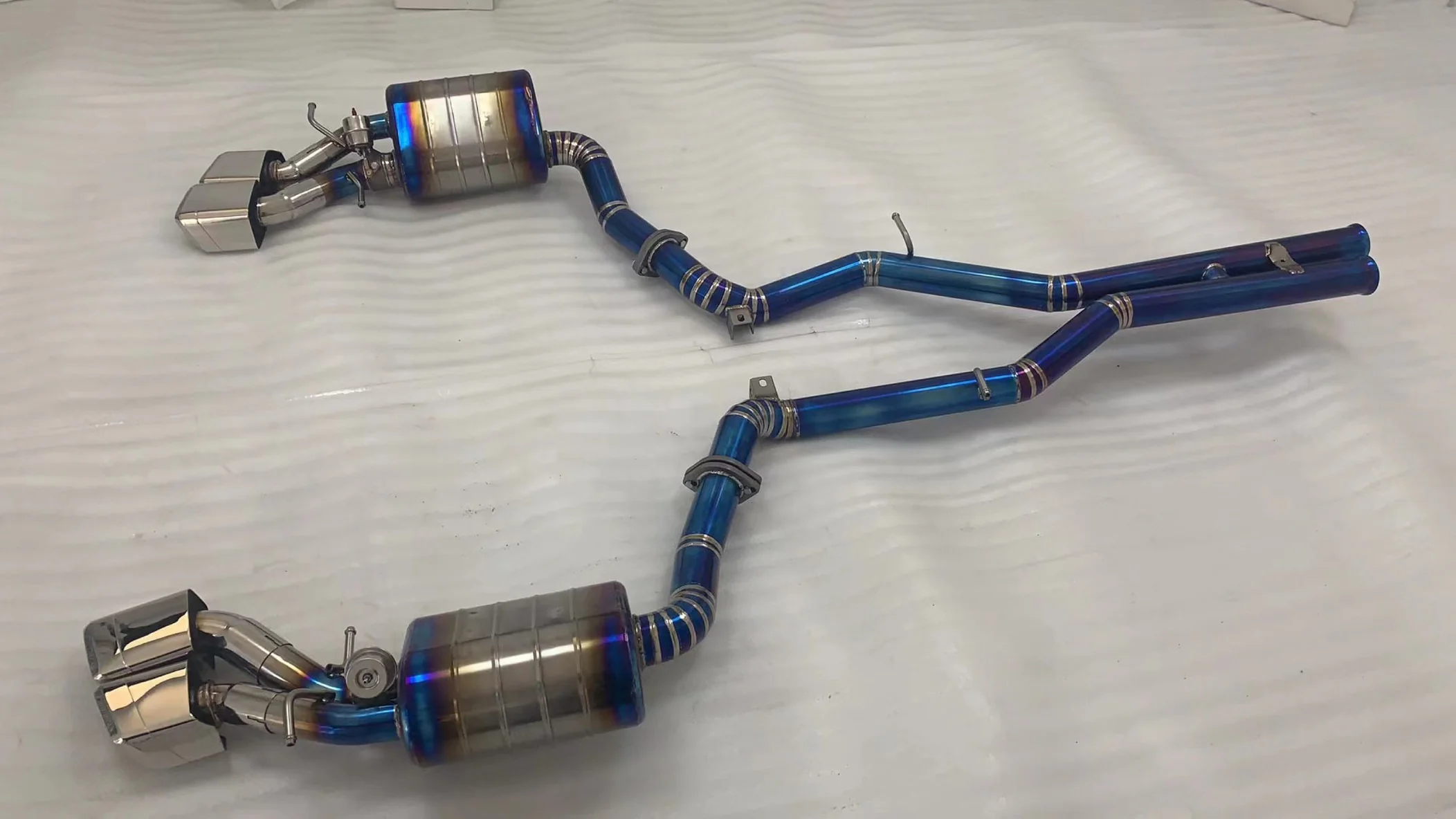 Mercedes CLS63 Valved Catback AMG butterlfy valves open close remove coupon valvedexhausts blue tips titanium SS