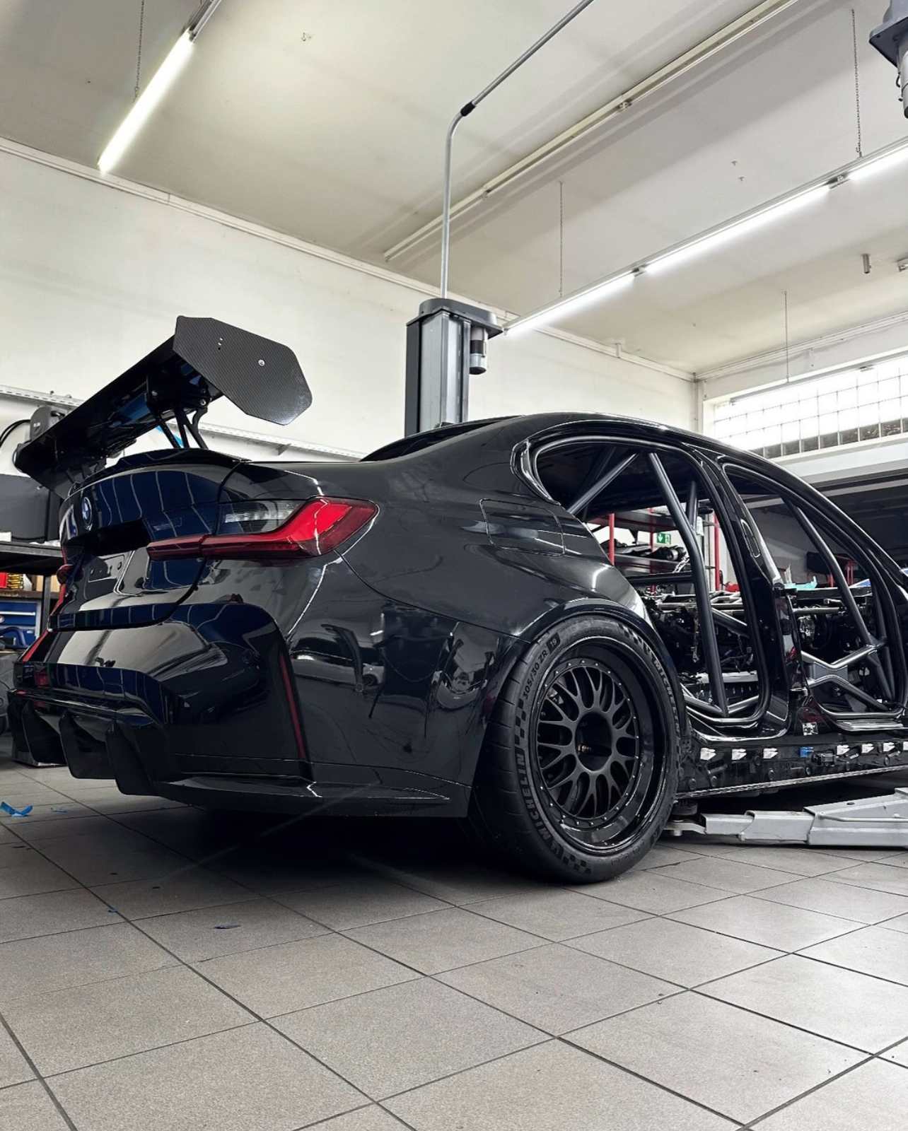 custom racetech BMW G80 M3 nurburgring ring rool 