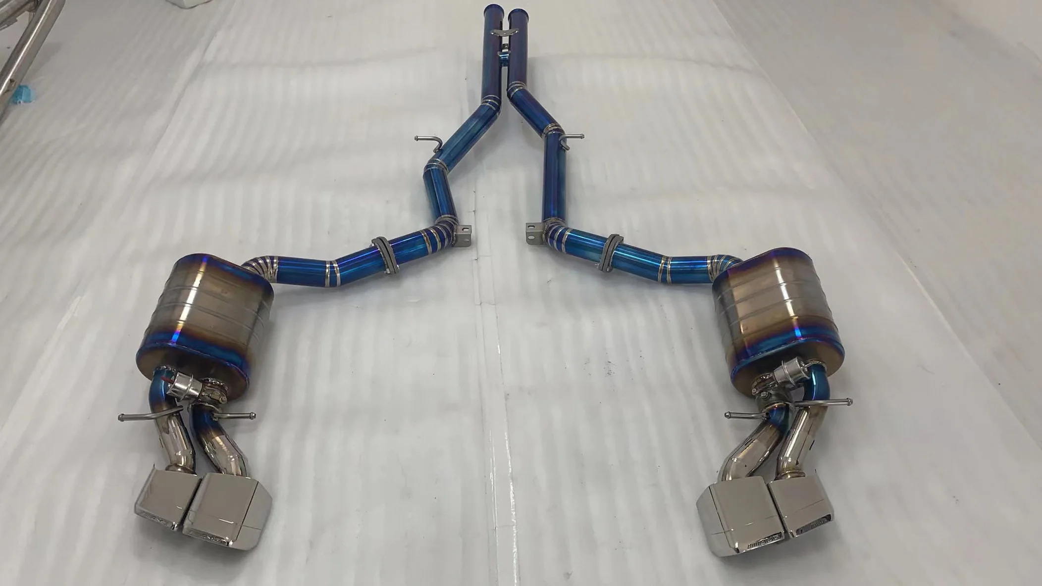 Mercedes CLS63 Valved Catback AMG butterlfy valves open close remove coupon valvedexhausts blue tips titanium SS