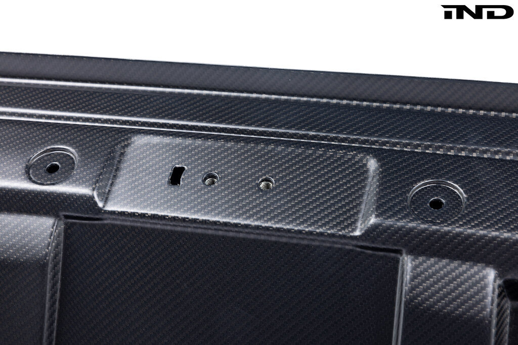 csl trunk bmw g82 m4 bmwm4 IND karbonius boot lid trunks lids 