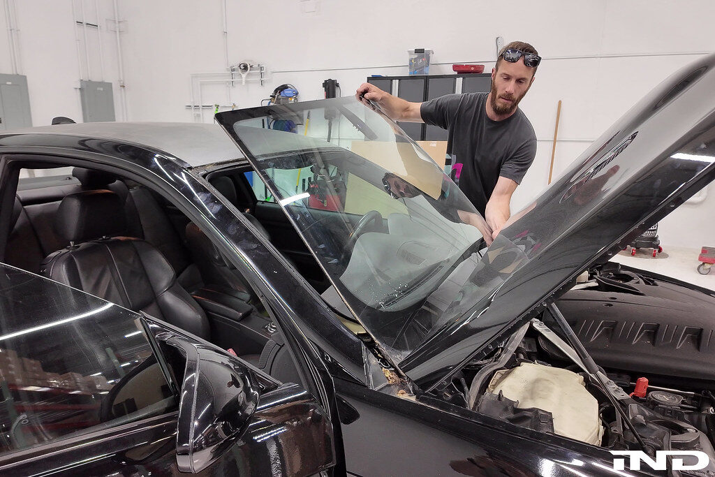 bmw e92 m3 carbon fiber roof install diy how to ind distribution karbonius m3list m3parts pricing cost